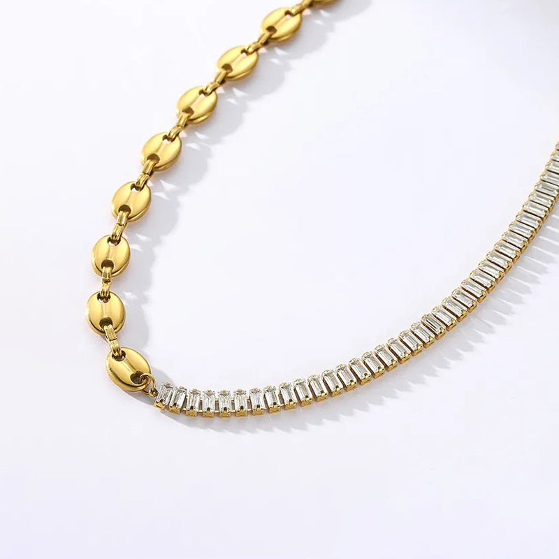 Collier grain de café et cristaux en zircon