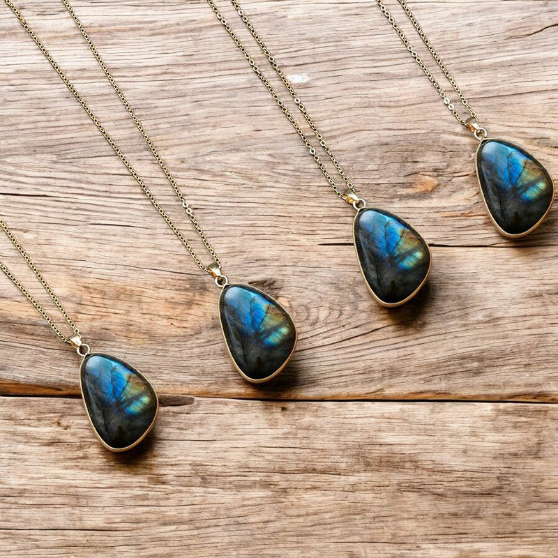 Pendentif pierre de lune noire