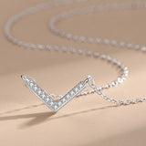 Collier triangle V