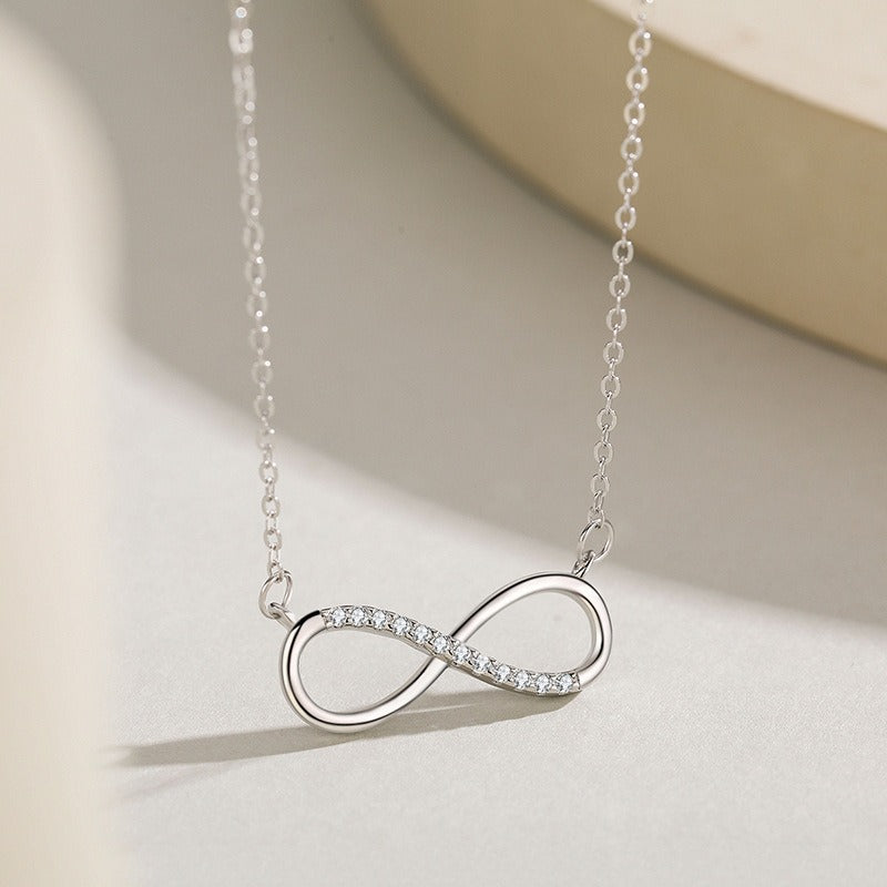 Collier Infini en Argent moderne