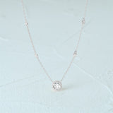 Collier pendentif rond diamant moderne