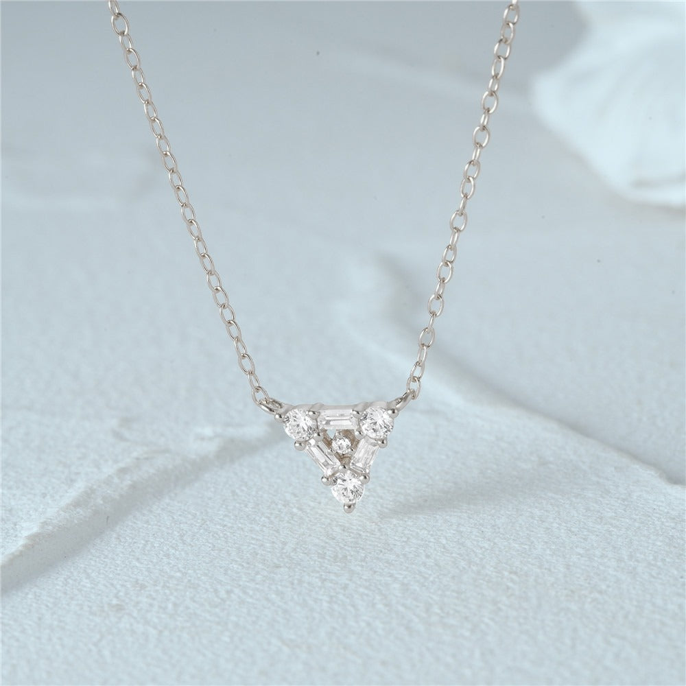 Collier triangle argent