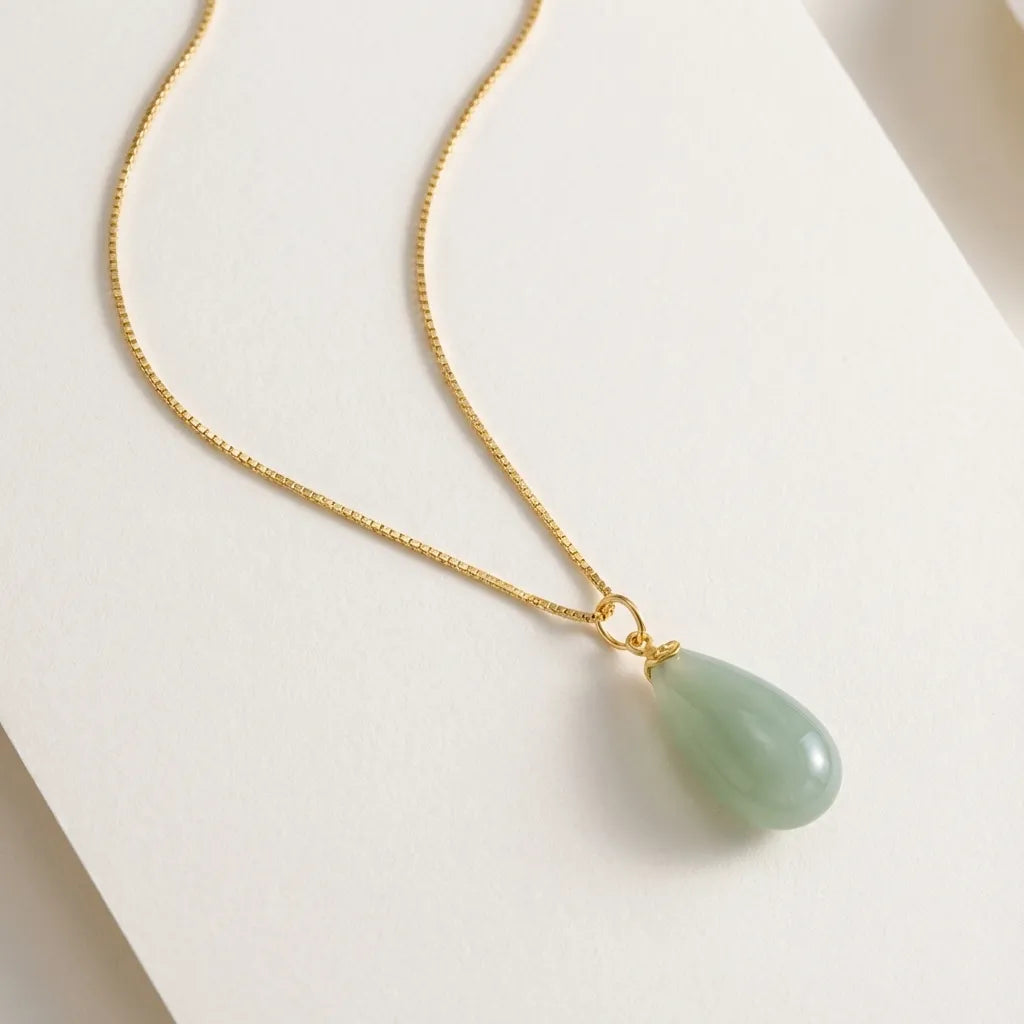 Pendentif pierre de jade