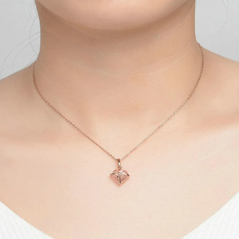 Collier quartz rose forme cœur