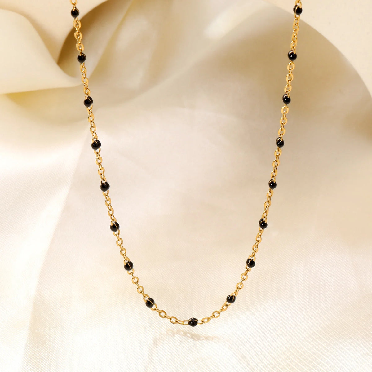 Collier Ras de Cou Perles Noires