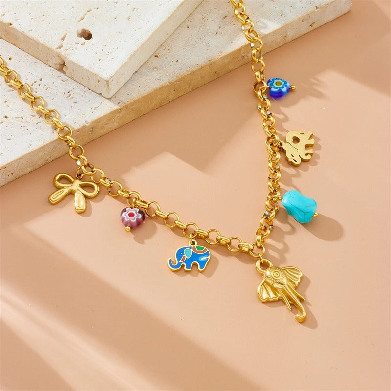 Collier pampilles doré éléphant et perles colorées