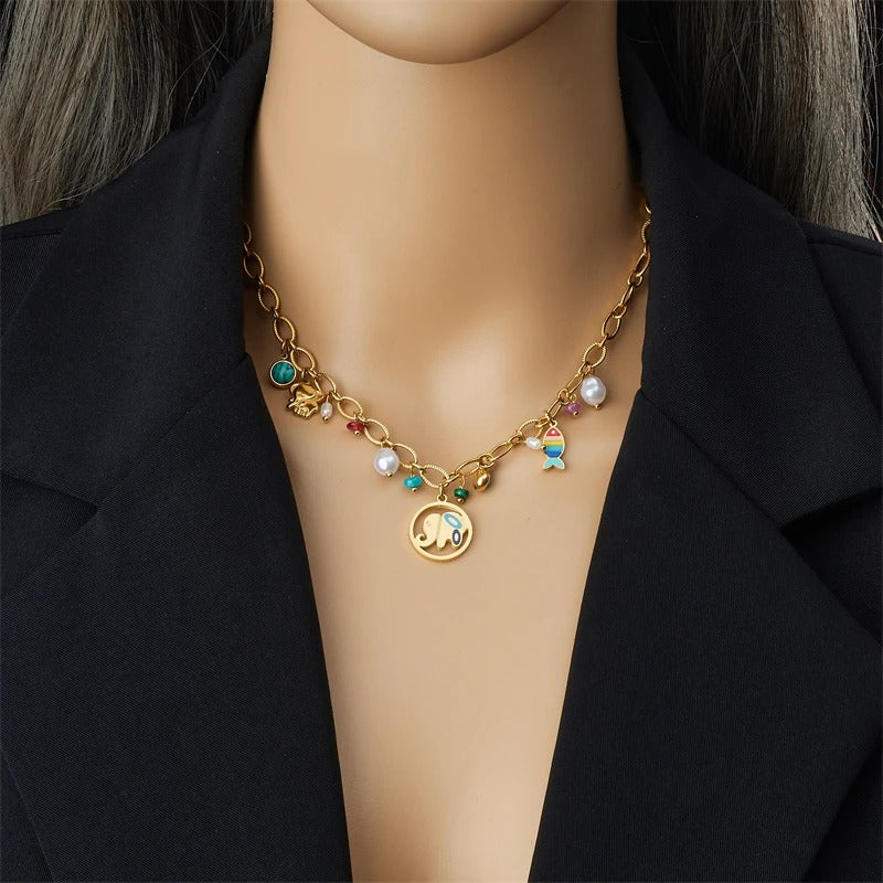 Collier pampilles doré éléphant et perles colorées