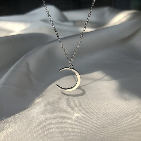 Collier Croissant de Lune en Argent