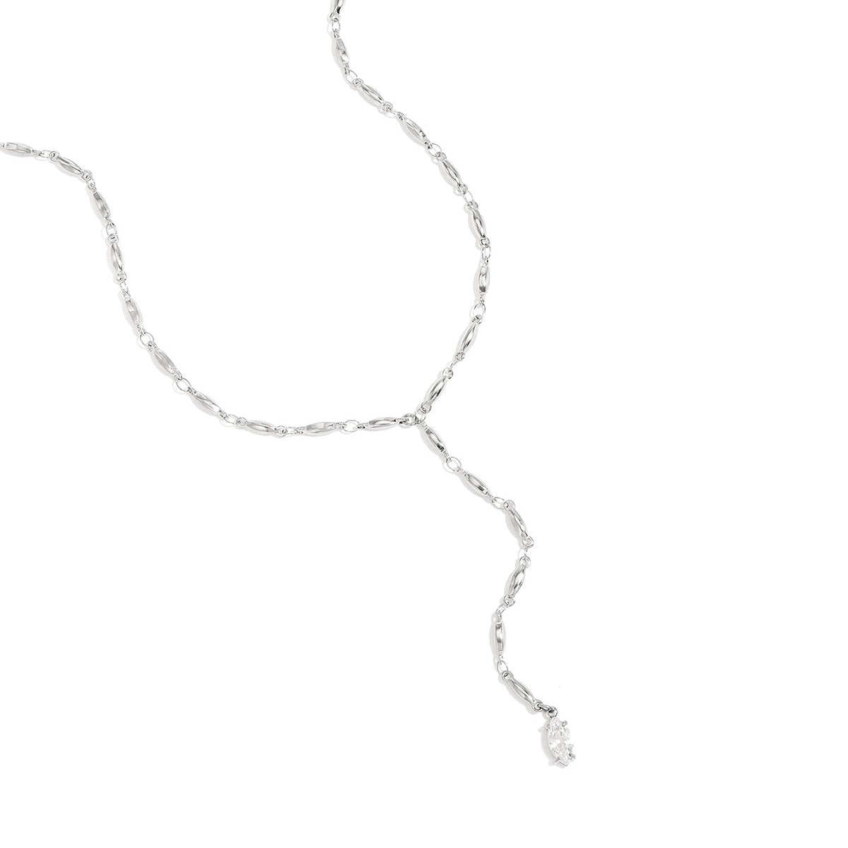 Collier avec strass pendant