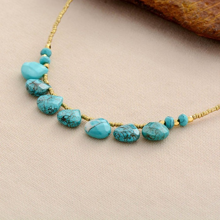 Collier bohème en pierres turquoise