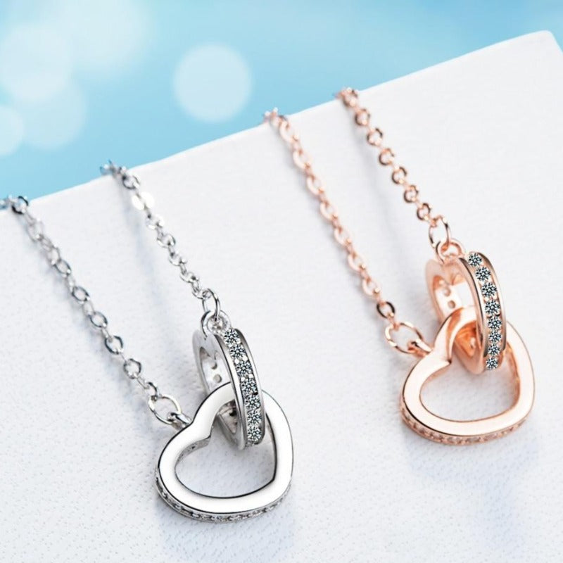 Collier cœur entrelacé