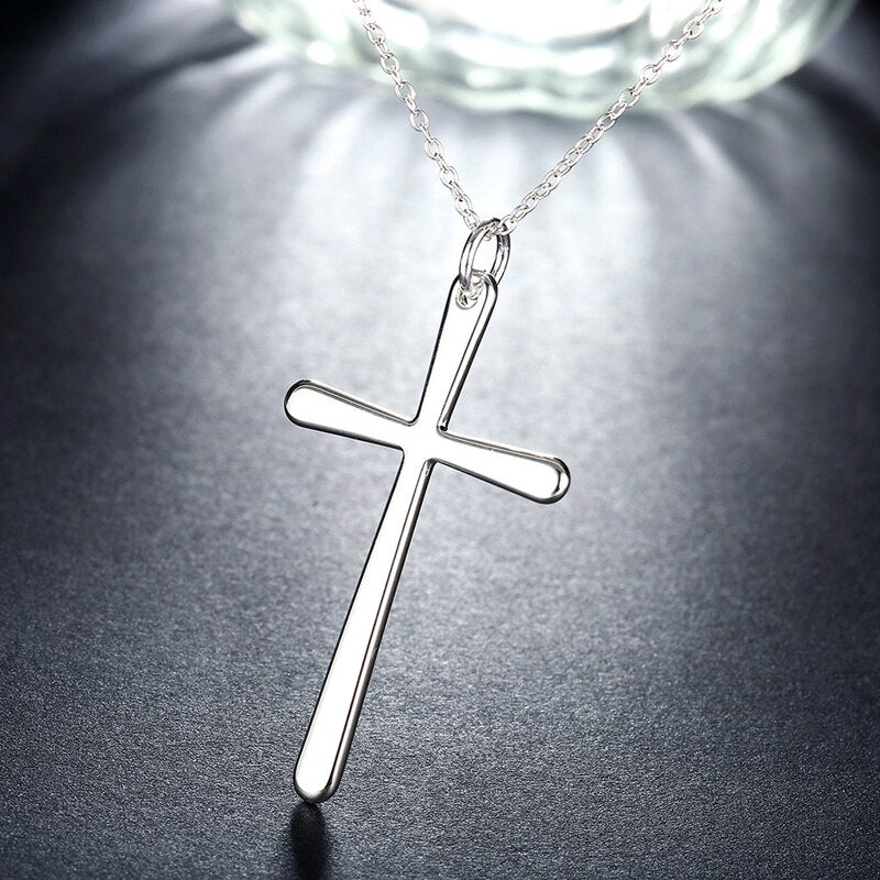 Collier croix moderne