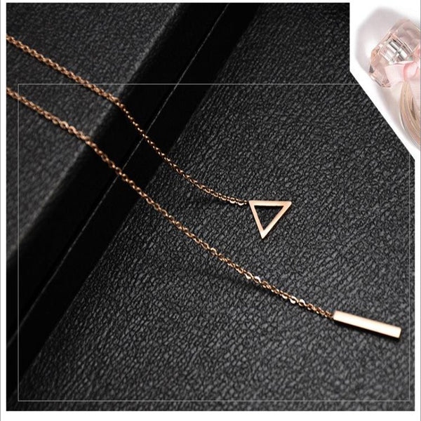 Collier triangle or rose
